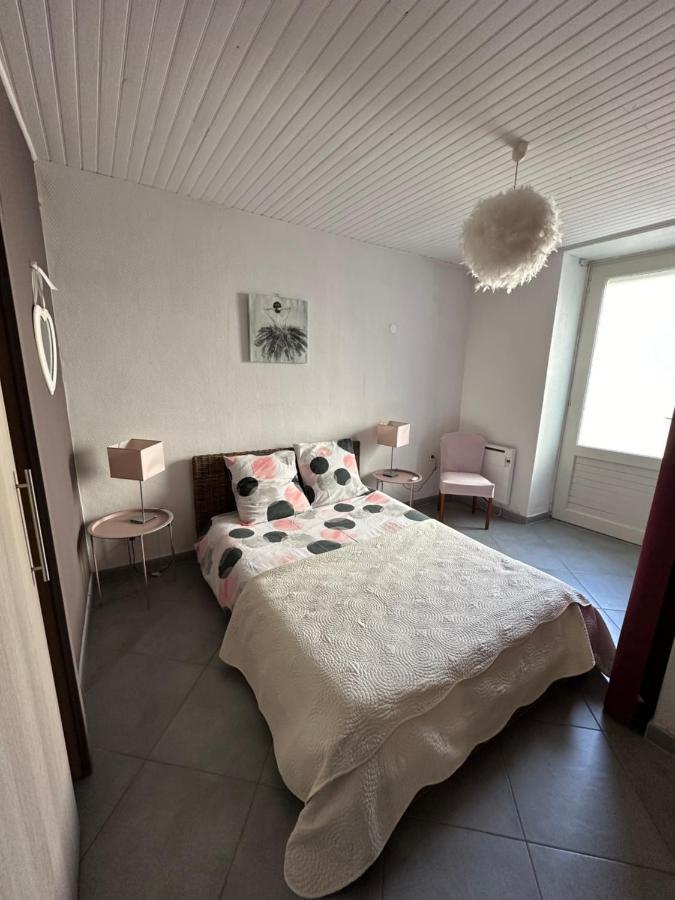 Chez Coco Et Herve Etage Sigean Bagian luar foto