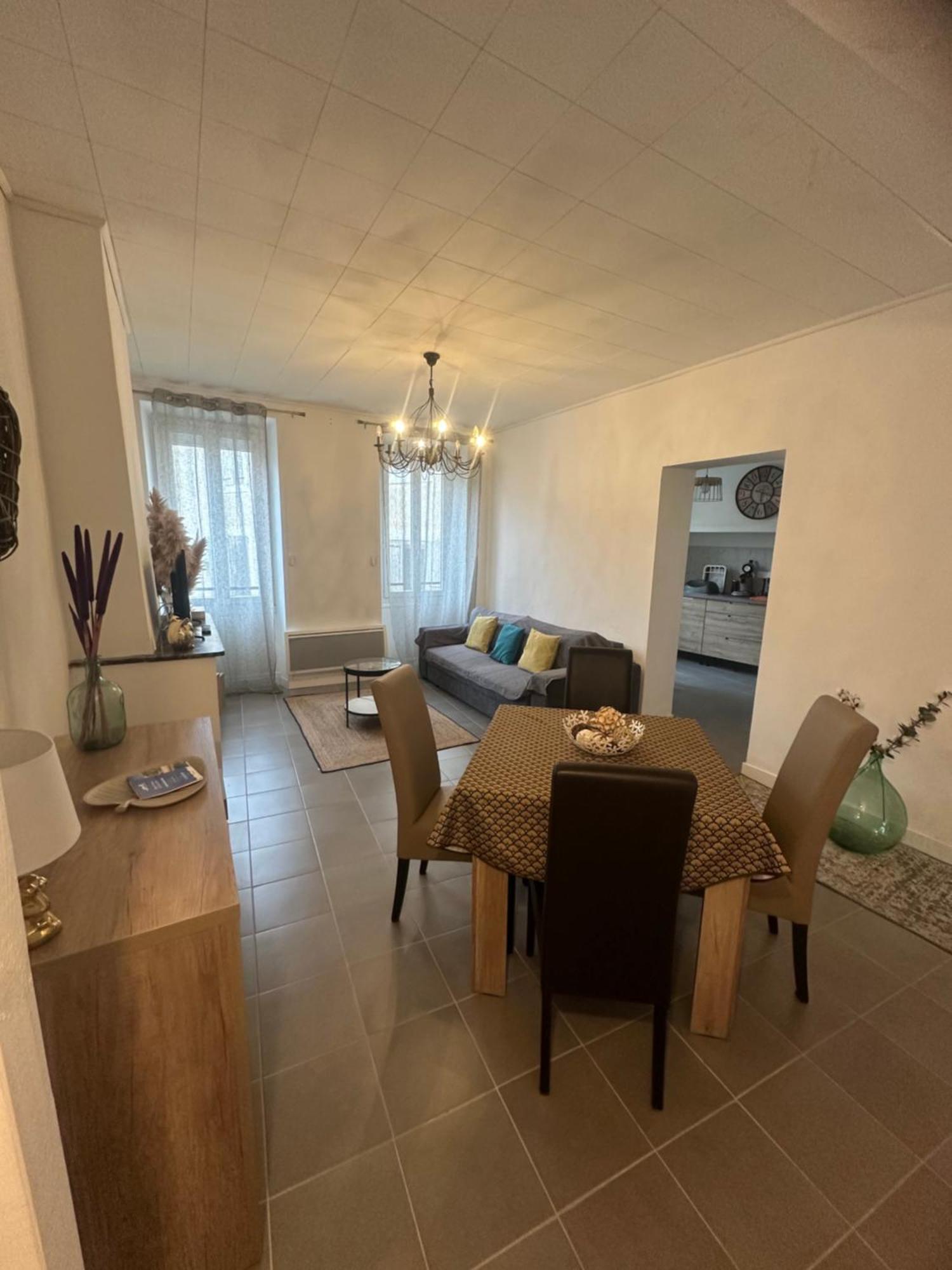 Chez Coco Et Herve Etage Sigean Bagian luar foto