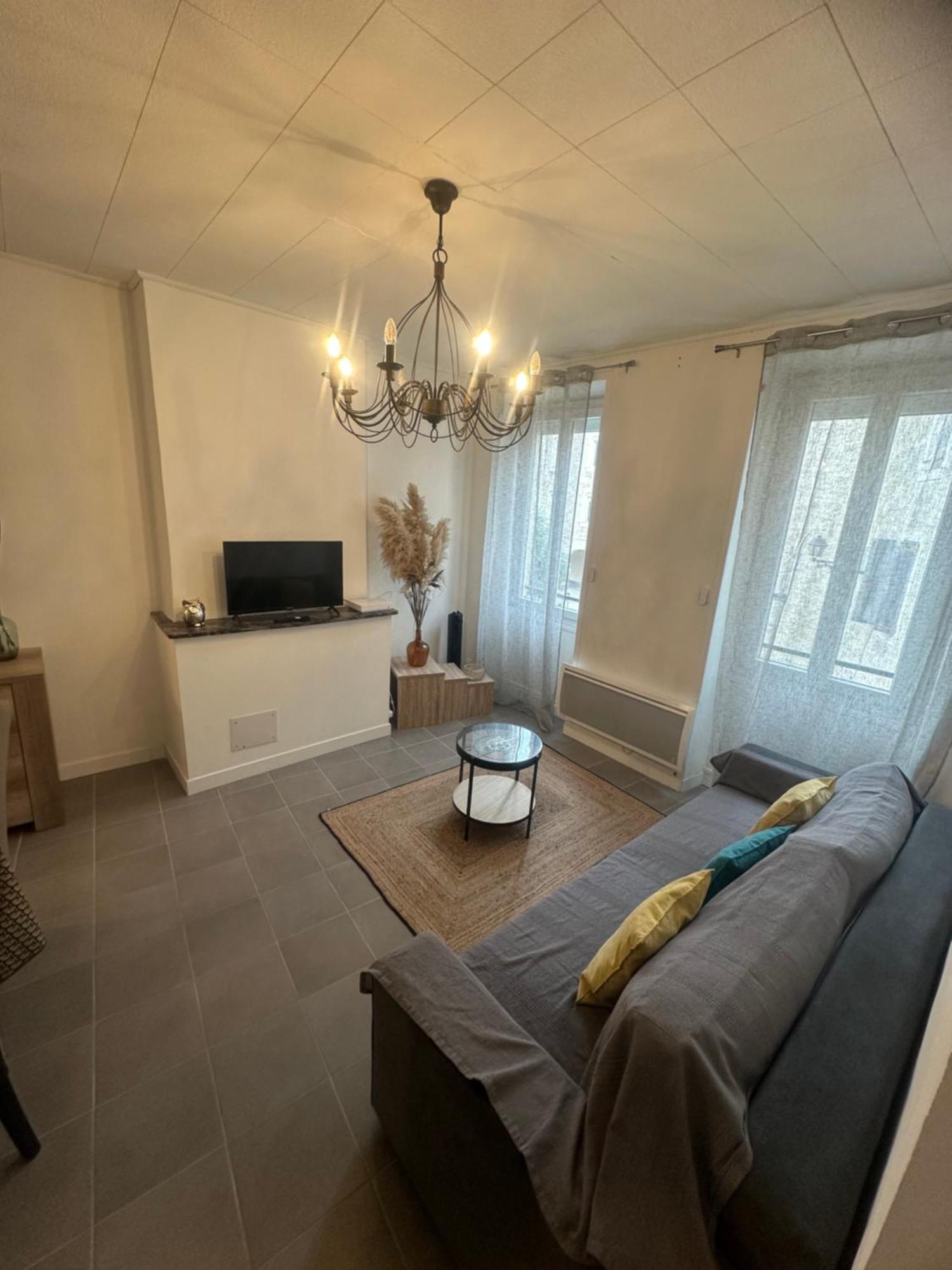 Chez Coco Et Herve Etage Sigean Bagian luar foto