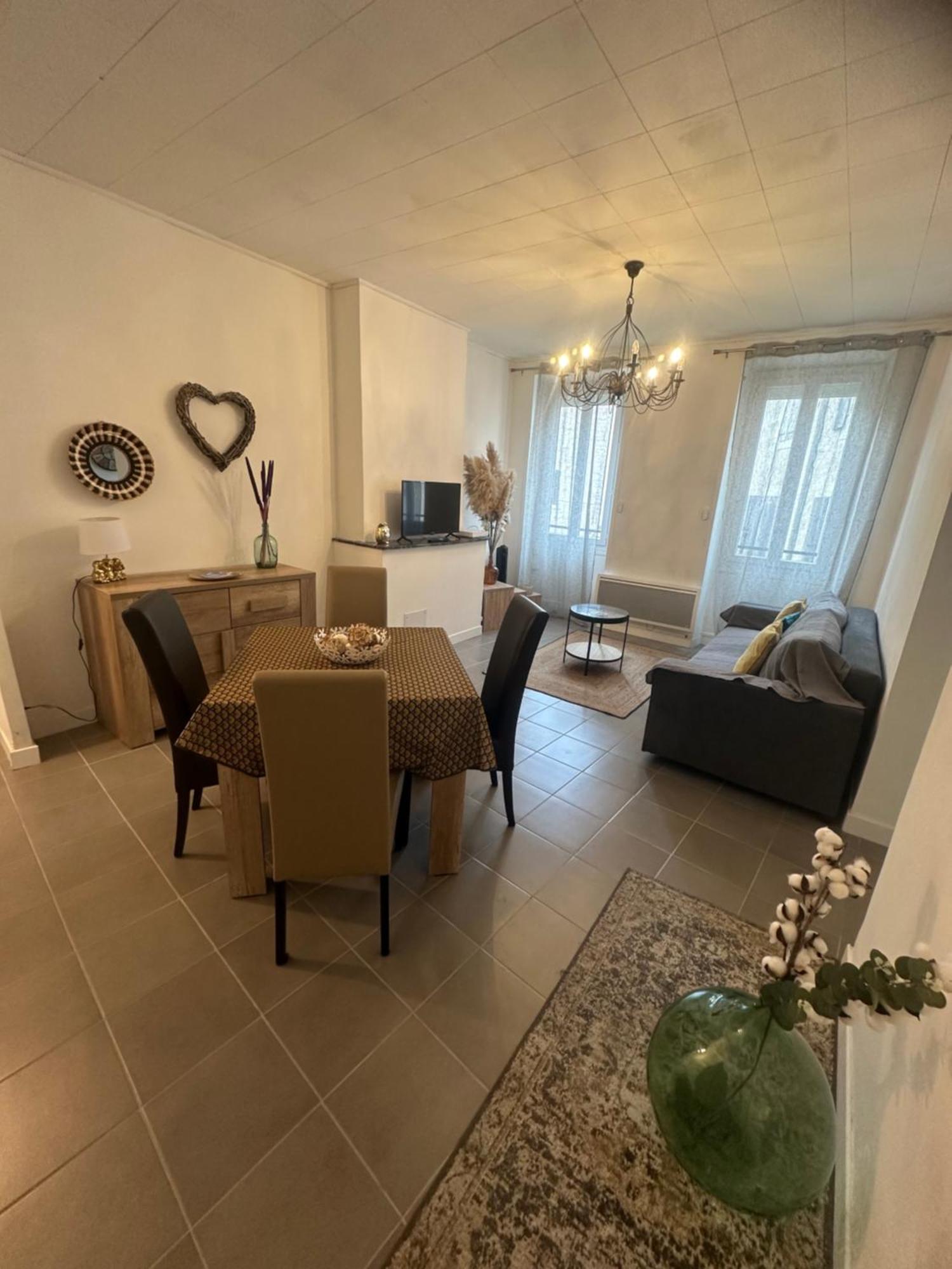 Chez Coco Et Herve Etage Sigean Bagian luar foto